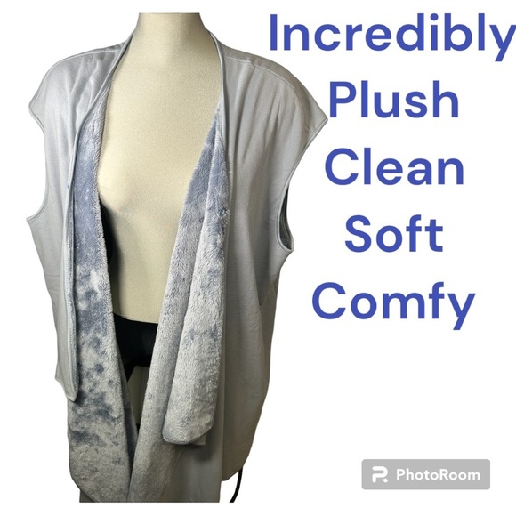 Imported Konny Baby bundle winter baby-wearing cover super plush and like new - Picture 3 of 13